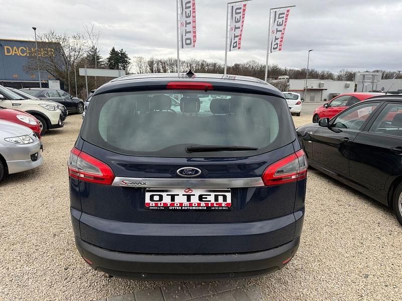Gebraucht Ford S-MAX Trend 163 PS (119 kW) 2012 Blau Van / Kleinbus