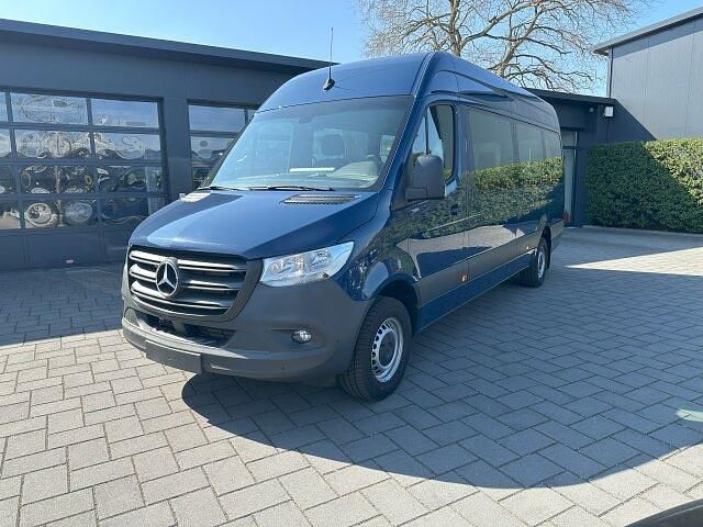 Stahlblau Gebraucht 2023 Mercedes Sprinter Van | 43.495 € (Fairer Preis) - Bild 1/2