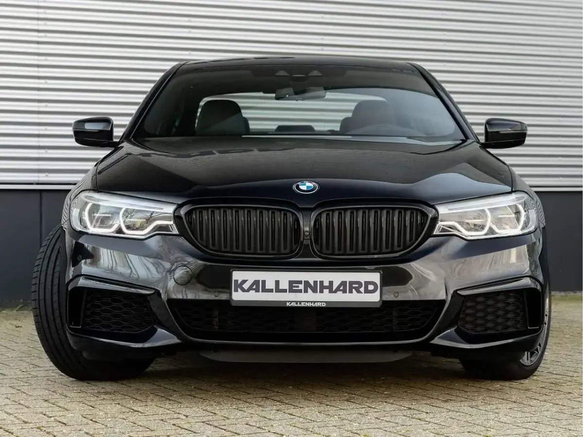 Gebraucht BMW M550 Performance 464 PS (341 kW) 2017 Schwarz Limousine
