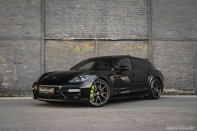 Gebraucht Porsche Panamera Turbo S Sport Turismo 680 PS (500 kW) 2020 Schwarz Limousine