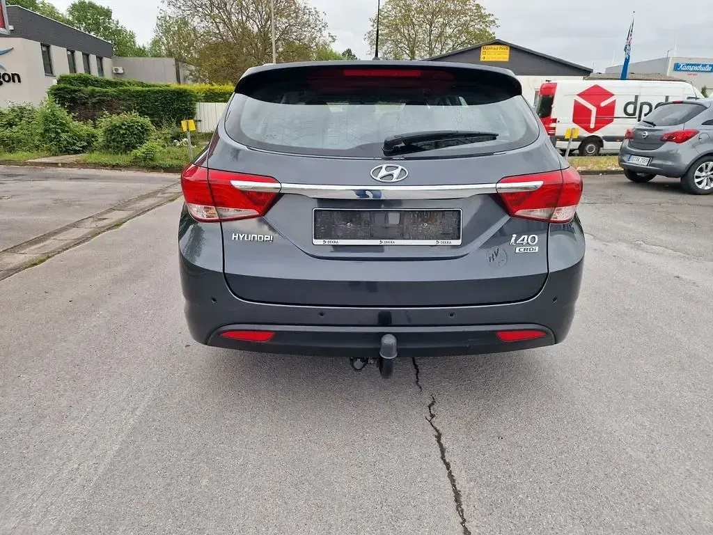 Gebraucht Hyundai i40 Style 116 PS (85 kW) 2013 Grau Kombi