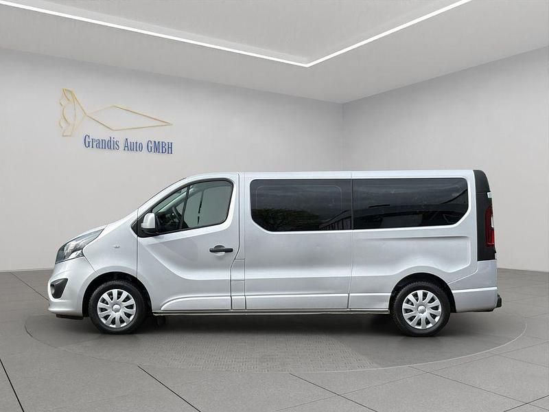 Gebraucht Opel Vivaro 120 PS (88 kW) 2015 Silber Van / Kleinbus