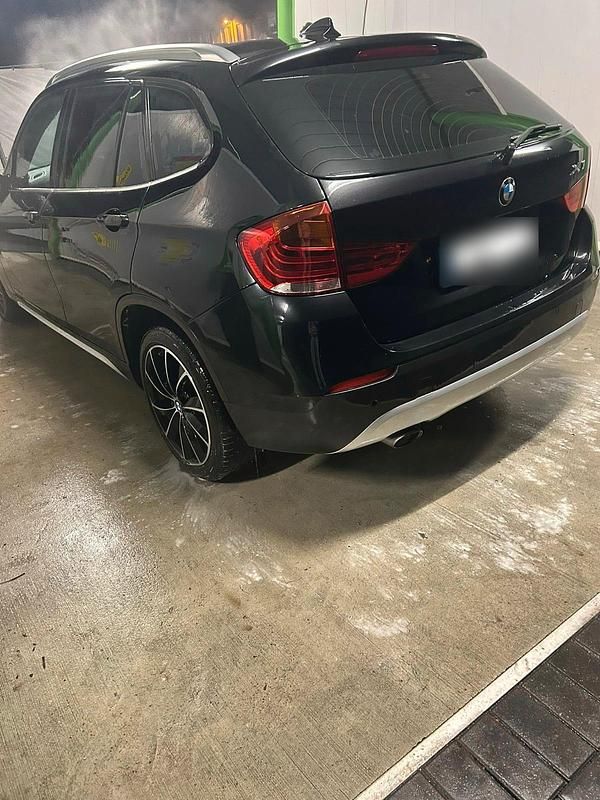 Gebraucht BMW X1 xLine 204 PS (150 kW) 2011 Schwarz SUV