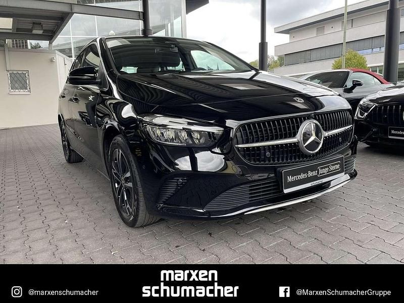 Gebraucht Mercedes B250e Progressive 163 PS (119 kW) 2024 Unilack nachtschwarz Van / Kleinbus