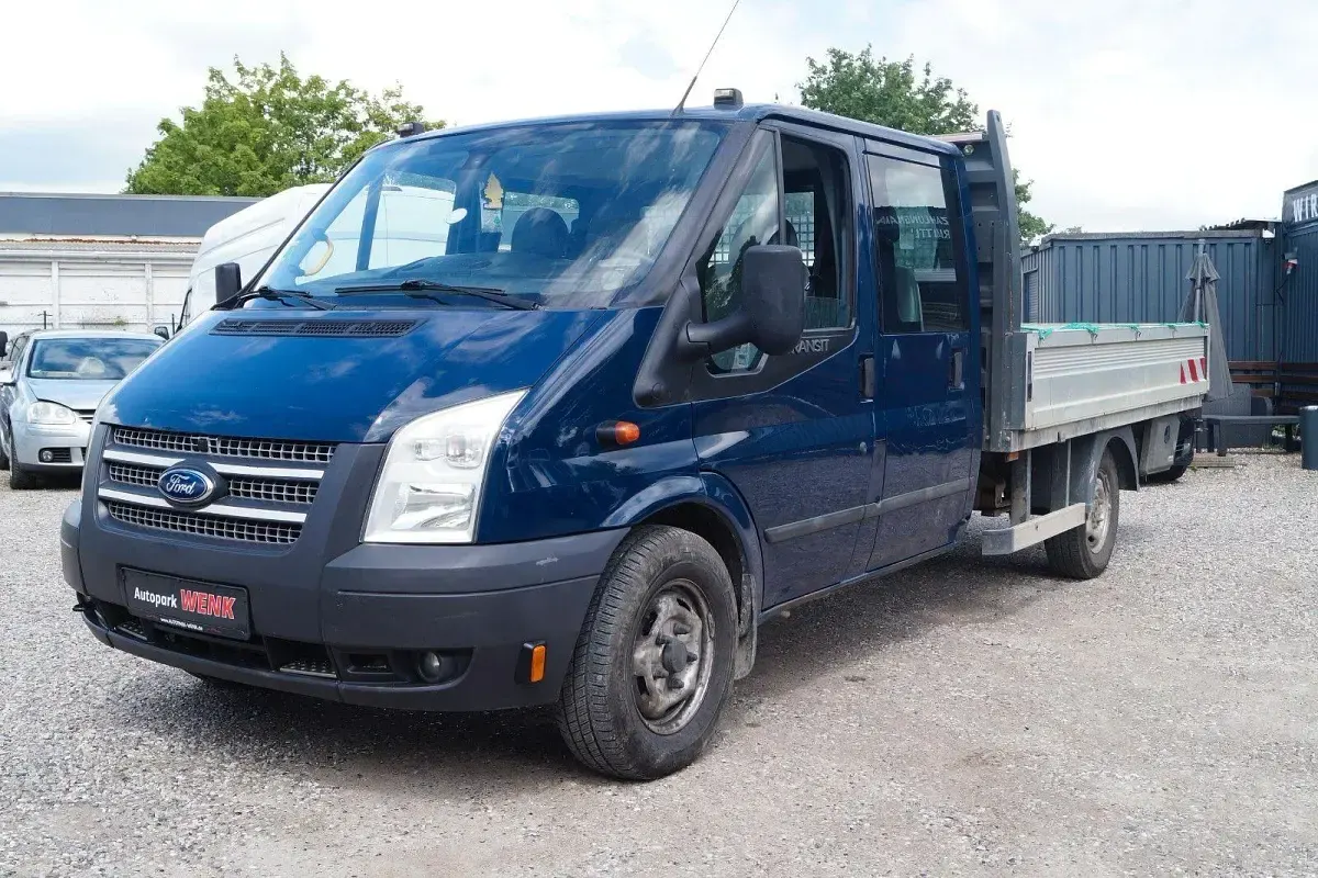 Käytetty Ford Transit 155 HP (114 kW) 2013 Sininen Sedan