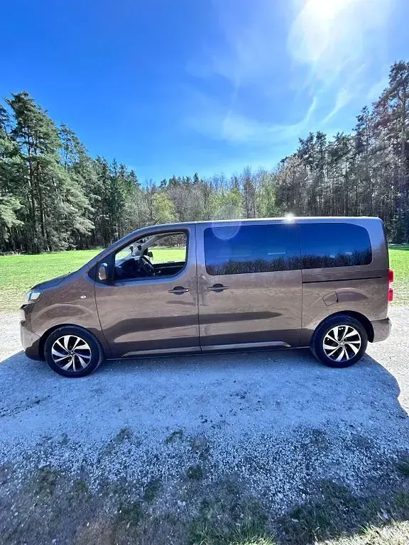 Gebraucht Citroën Spacetourer 150 PS (110 kW) 2017 Braun Van / Kleinbus
