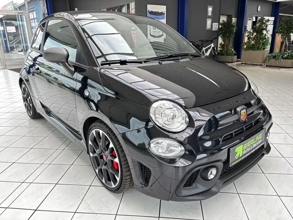 Gebraucht Abarth 595C Competizione 179 PS (131 kW) 2017 Schwarz Cabrio