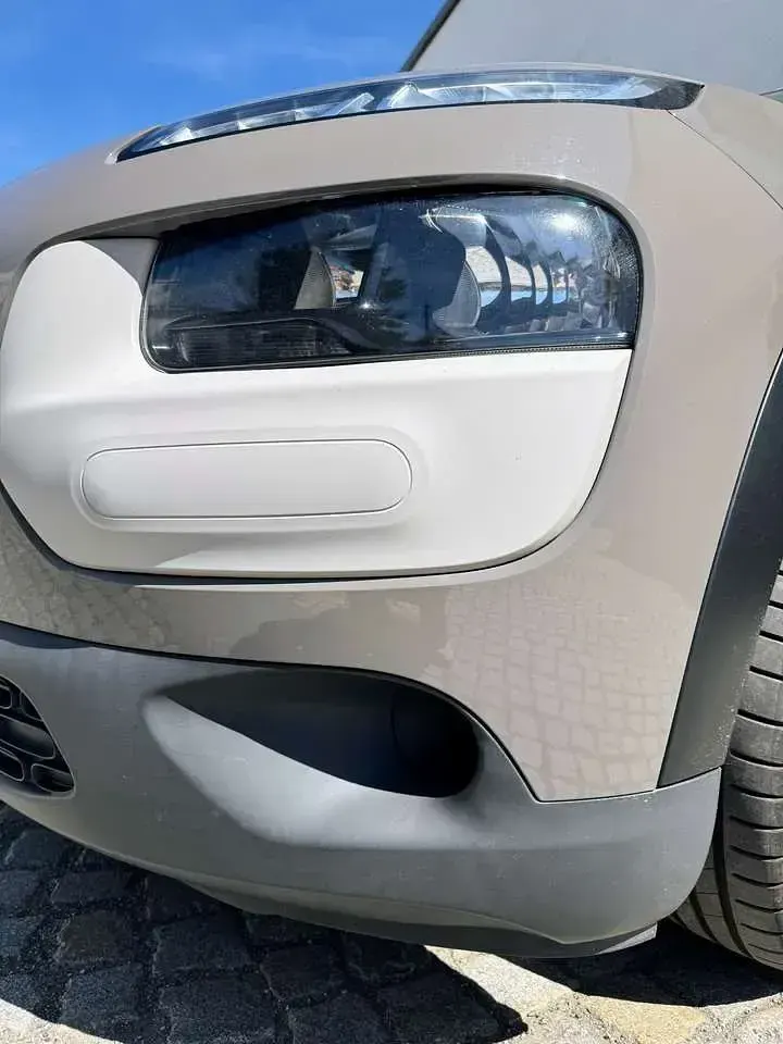 Gebraucht Citroën C4 Feel 82 PS (60 kW) 2016 Olive braun SUV