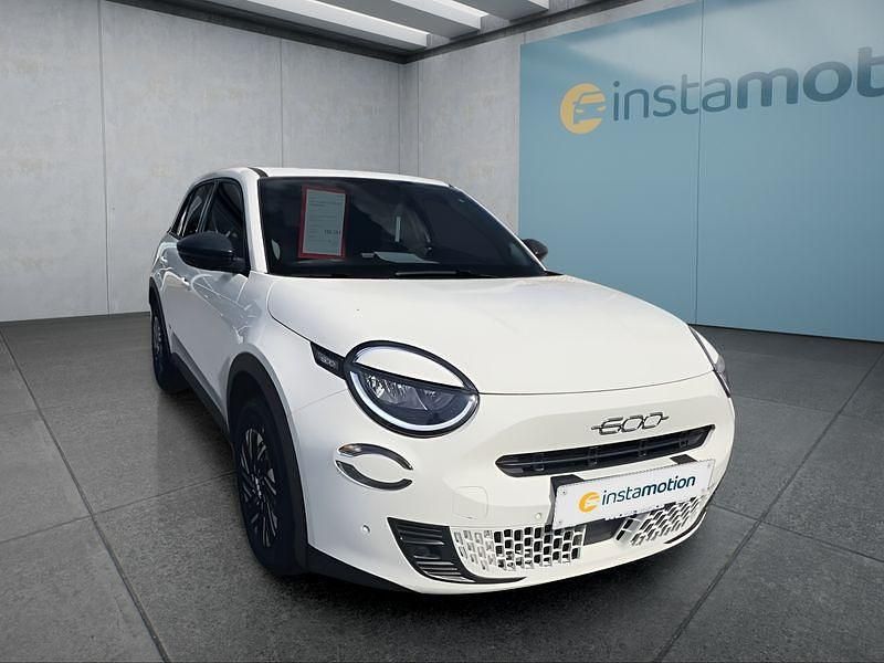 Neu Fiat 600 110 PS (80 kW) 2025 Weiß Kleinwagen