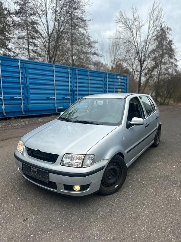 Gebraucht VW Polo 75 PS (55 kW) 2000 Silber Kleinwagen