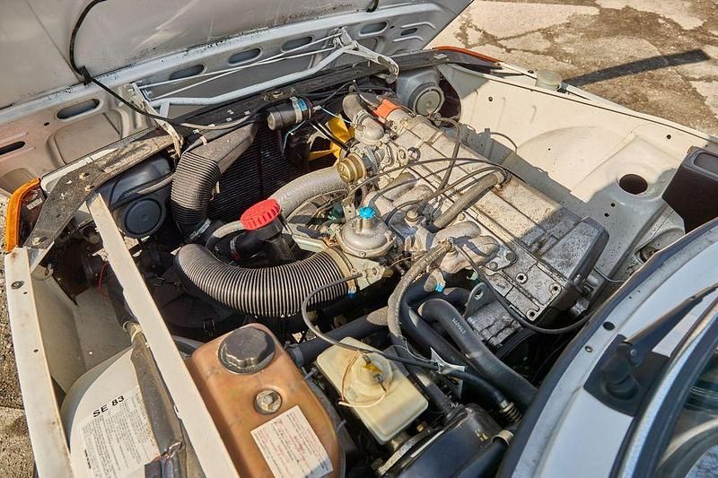 Gebraucht Saab 900 101 PS (74 kW) 1982 Weiß Limousine