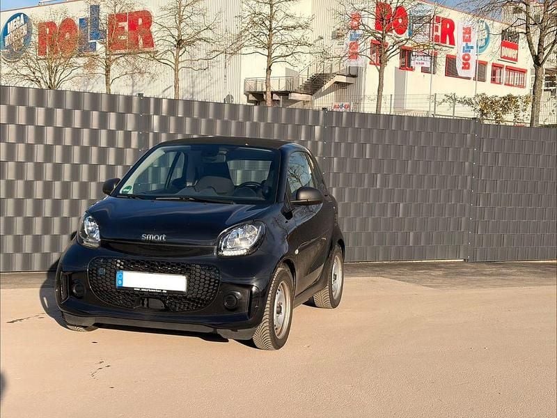 Schwarz Gebraucht 2021 Smart ForTwo Electric Drive | 7.800 € (Superpreis) - Bild 1/4