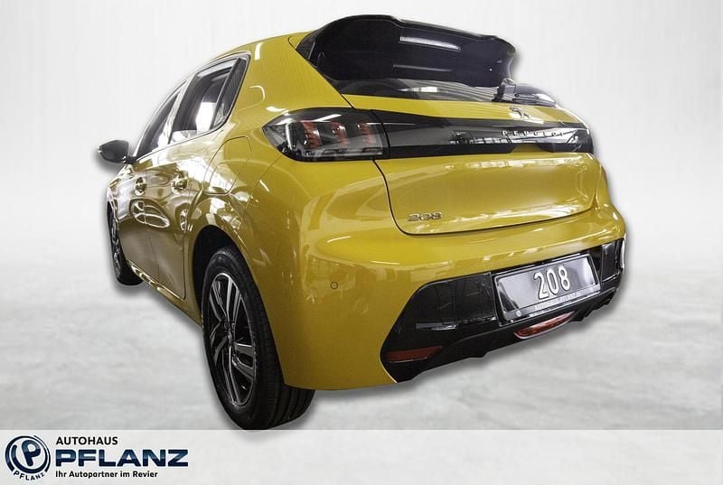 Gebraucht Peugeot 208 Allure 101 PS (74 kW) 2023 Gelb Kleinwagen