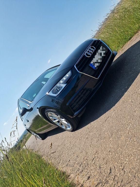 Schwarz Gebraucht 2019 Audi A4 Ambiente Kombi | 15.000 € (Superpreis) - Bild 1/4