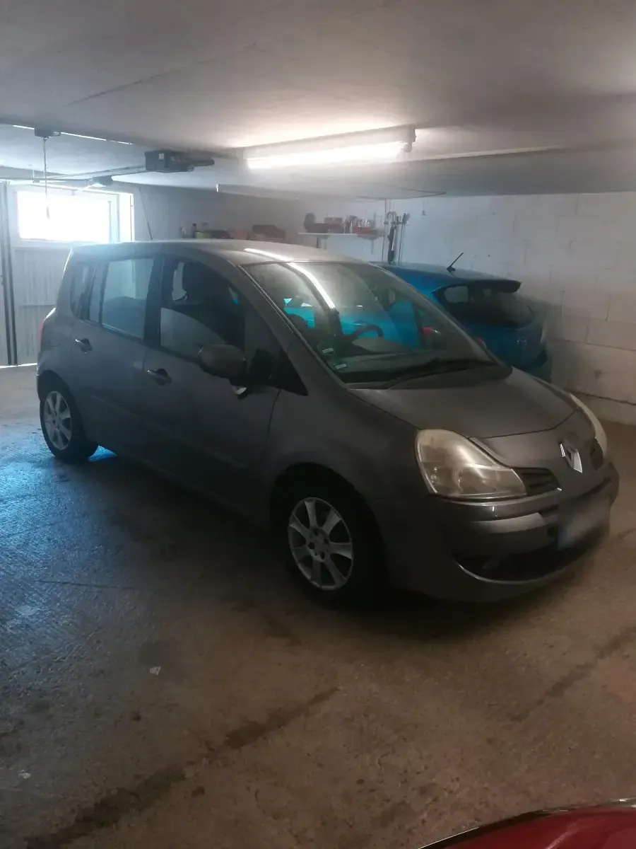 Gebraucht Renault Modus 74 PS (54 kW) 2008 Grau Van / Kleinbus