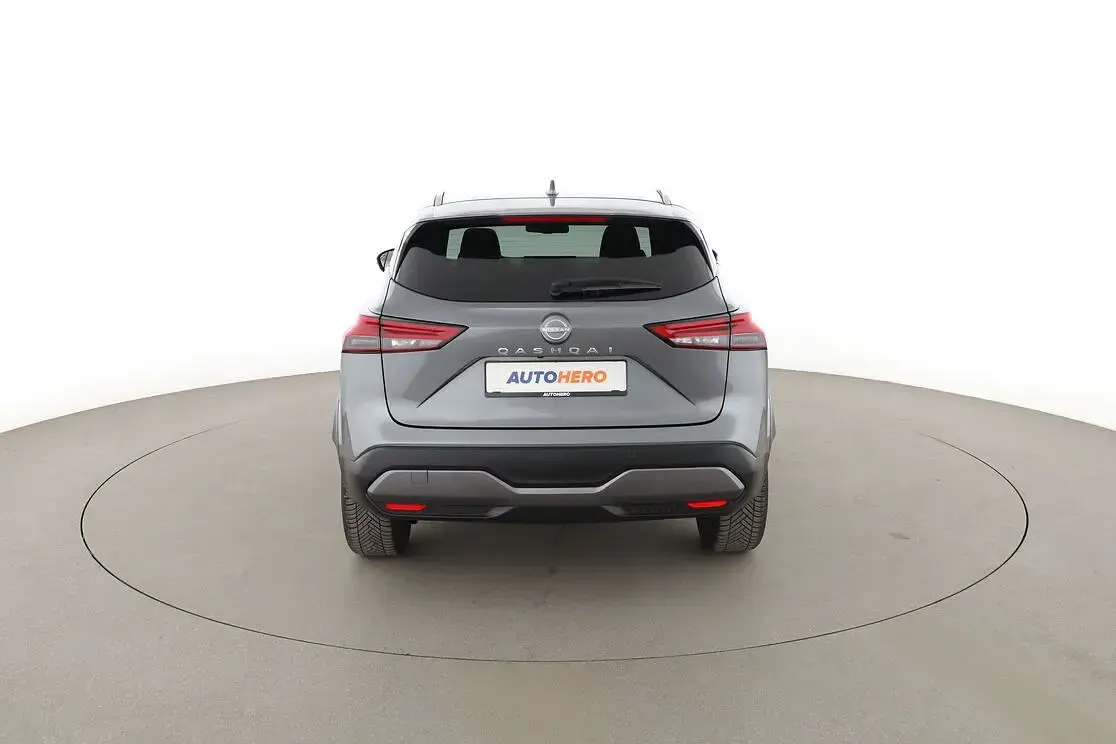 Gebraucht Nissan Qashqai Tekna 158 PS (116 kW) 2024 Grau SUV