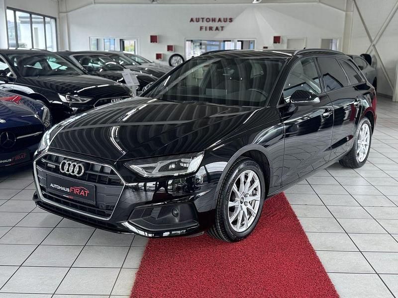 Schwarz Gebraucht 2022 Audi A4 Kombi | 27.849 € (Guter Preis) - Bild 1/4