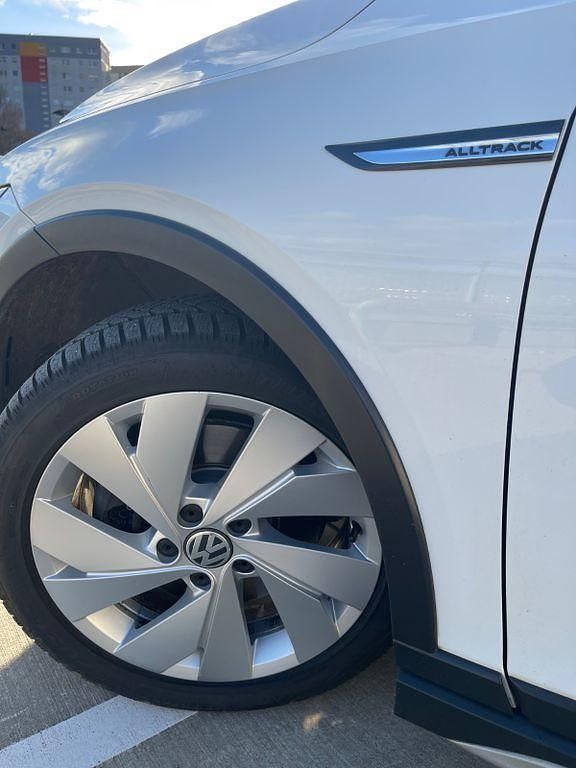 Gebraucht VW Golf Alltrack 200 PS (147 kW) 2022 Weiß Kombi