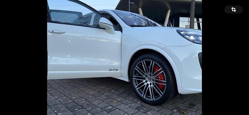 Weiß Gebraucht 2015 Porsche Cayenne GTS SUV | 32.600 € (Guter Preis) - Bild 1/4