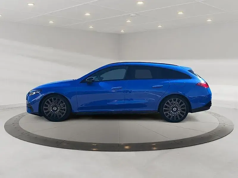 Gebraucht Mercedes CLA220 190 PS (139 kW) 2026 Klarblau metallic Kombi