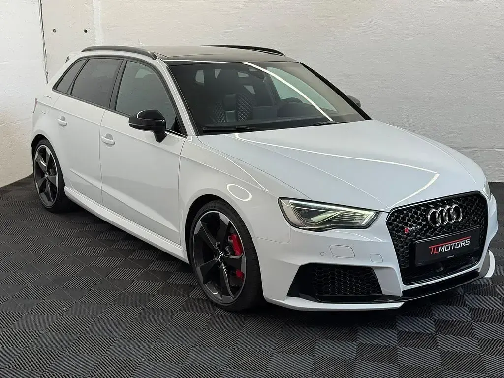 Gebraucht Audi RS3 Sport 367 PS (269 kW) 2016 Weiß Limousine