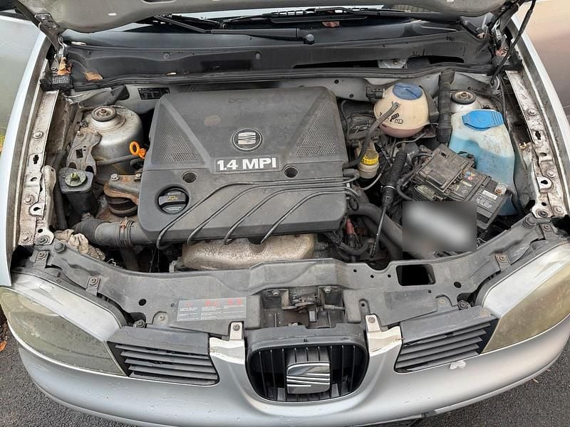 Second-hand Seat Arosa 2003 Argintiu Hatchback