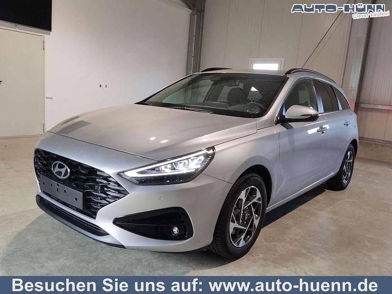 Gebraucht Hyundai i30 Edition 140 PS (102 kW) 2024 Sailingblau perleffect Kombi
