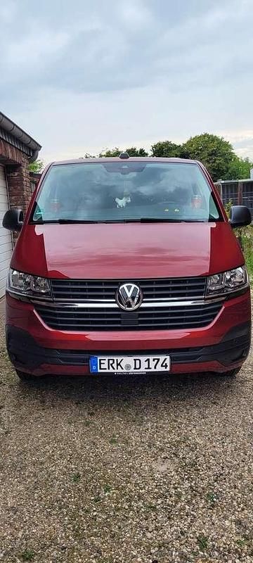 Rot Gebraucht 2021 VW T6.1 Van | 55.500 € - Bild 1/4