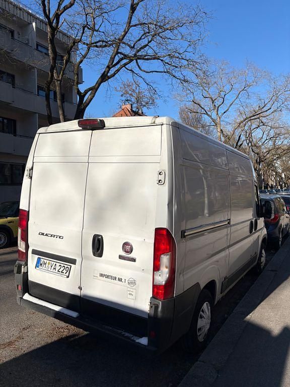 Gebraucht Fiat Ducato 131 PS (96 kW) 2019 Weiß Van