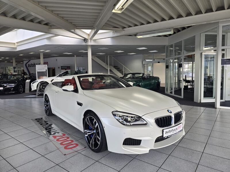 Frozen brilliant white metalli Gebraucht 2016 BMW M6 Cabriolet Performance Cabrio | 50.950 € - Bild 1/4