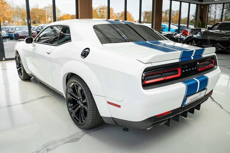 Gebraucht Dodge Challenger 377 PS (277 kW) 2021 Weiß Coupé