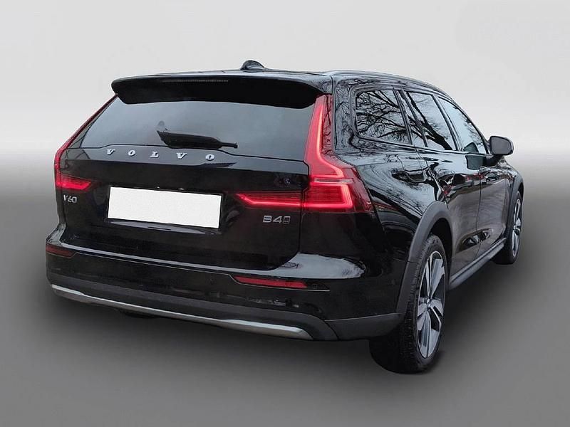 Gebraucht Volvo V60 Plus 197 PS (144 kW) 2023 Schwarz Kombi