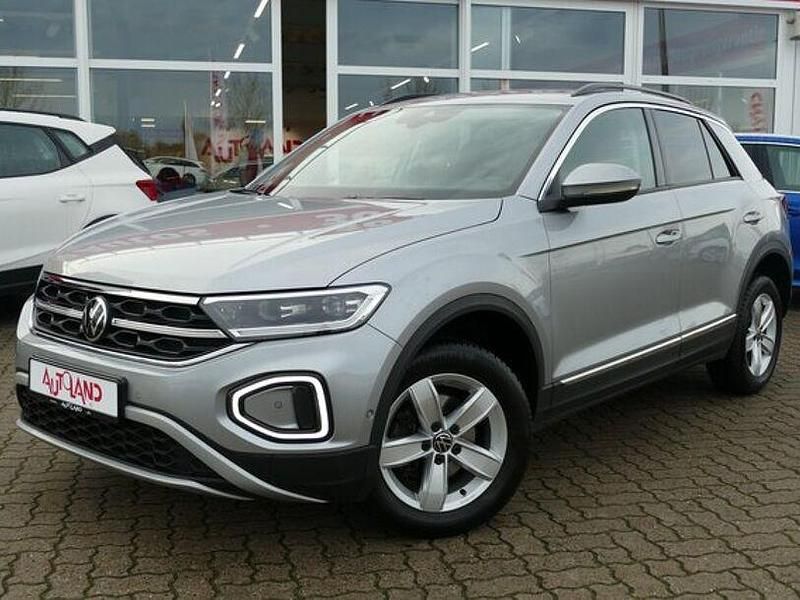 Gebraucht VW T-Roc Style 150 PS (110 kW) 2023 Silber SUV
