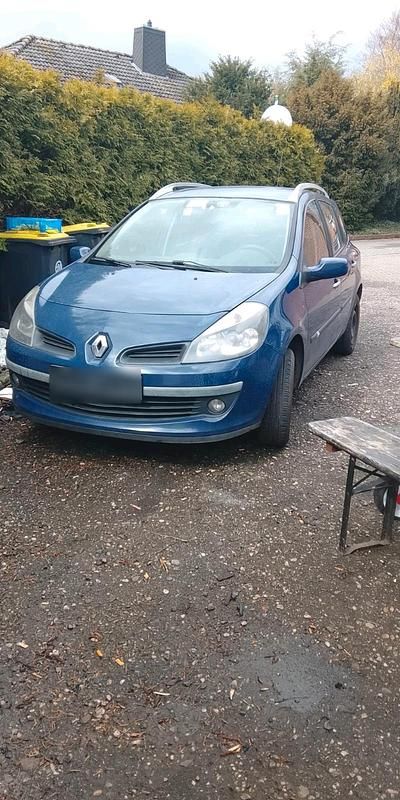 Gebraucht Renault Clio II 90 PS (66 kW) 2008 Blau Limousine