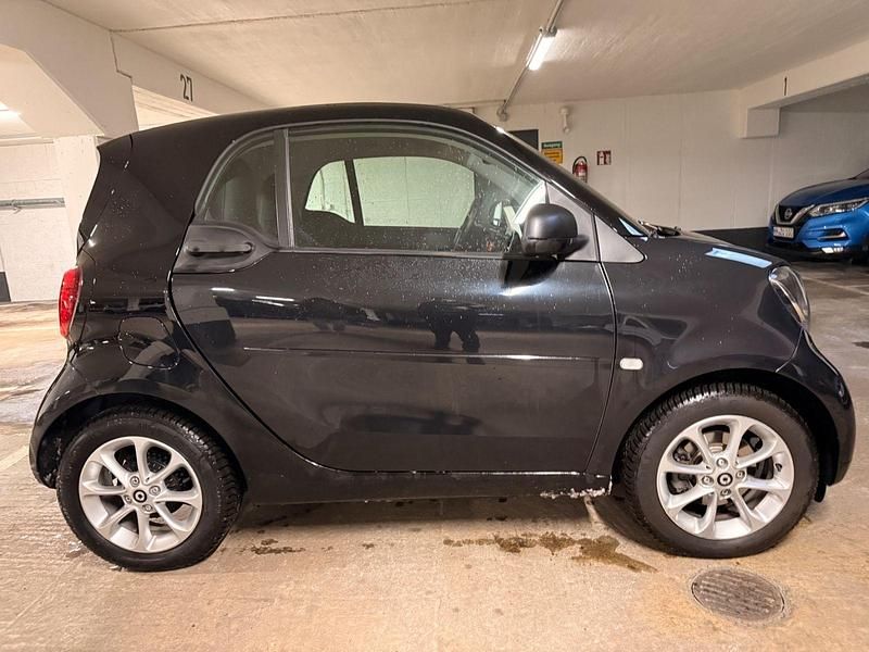 Gebraucht Smart ForTwo Coupé 71 PS (52 kW) 2015 Schwarz Coupé