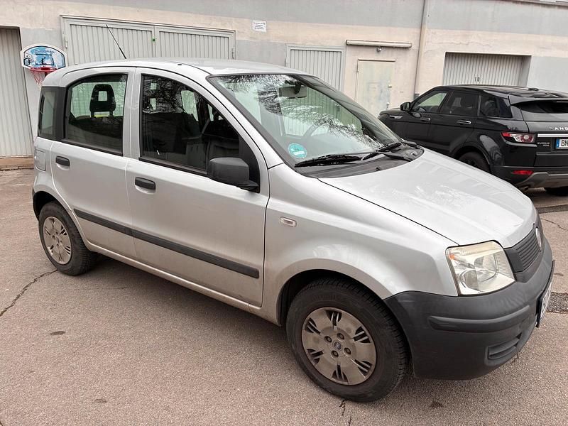 Gebraucht Fiat Panda 54 PS (39 kW) 2009 Silber Kleinwagen