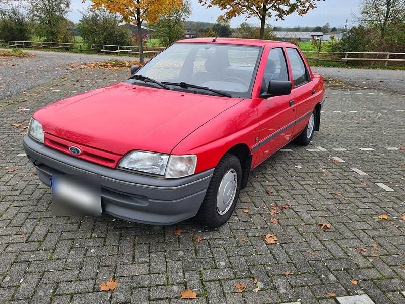 Gebraucht 1991 Ford Escort Limousine | 3.699 € - Bild 1/4