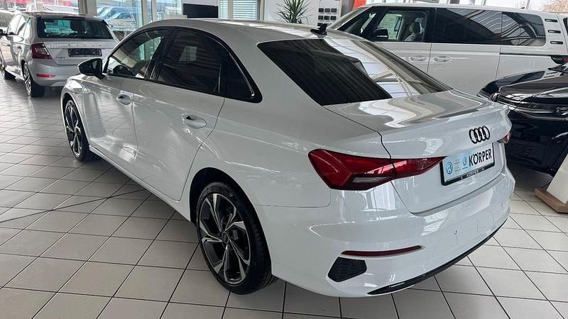 Gebraucht Audi A3 Advanced 116 PS (85 kW) 2022 Weiß Limousine