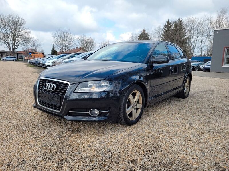 Schwarz Gebraucht 2010 Audi A3 Sportback S-Line Limousine | 4.480 € (Superpreis) - Bild 1/4