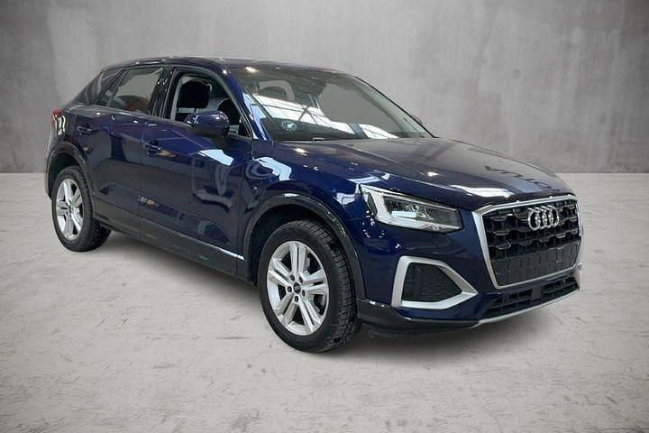 Używany Audi Q2 Advanced Plus 150 KM (110 kW) 2024 Niebieski SUV