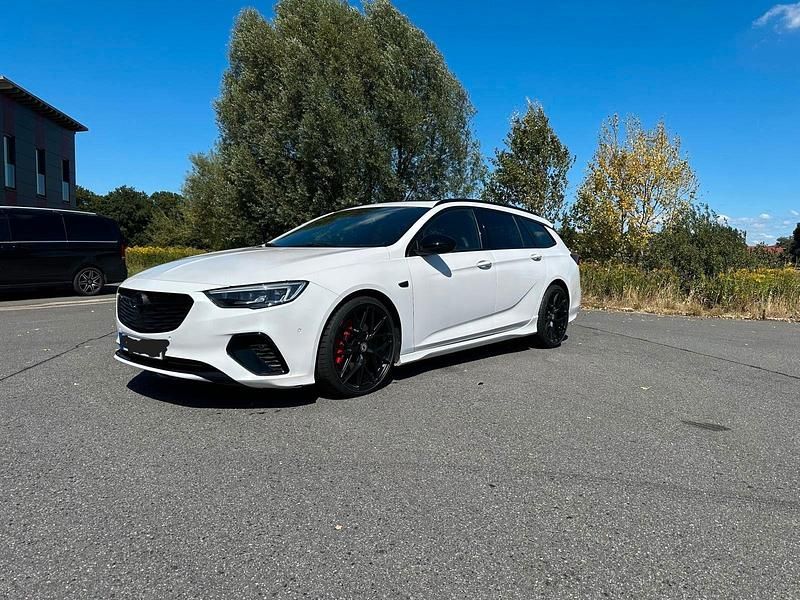 Weiß Gebraucht 2019 Opel Insignia Kombi | 18.900 € (Fairer Preis) - Bild 1/4