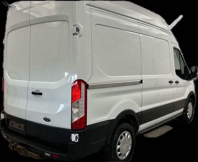 Gebraucht Ford Transit Trend 170 PS (125 kW) 2020 Weiß Van / Kleinbus