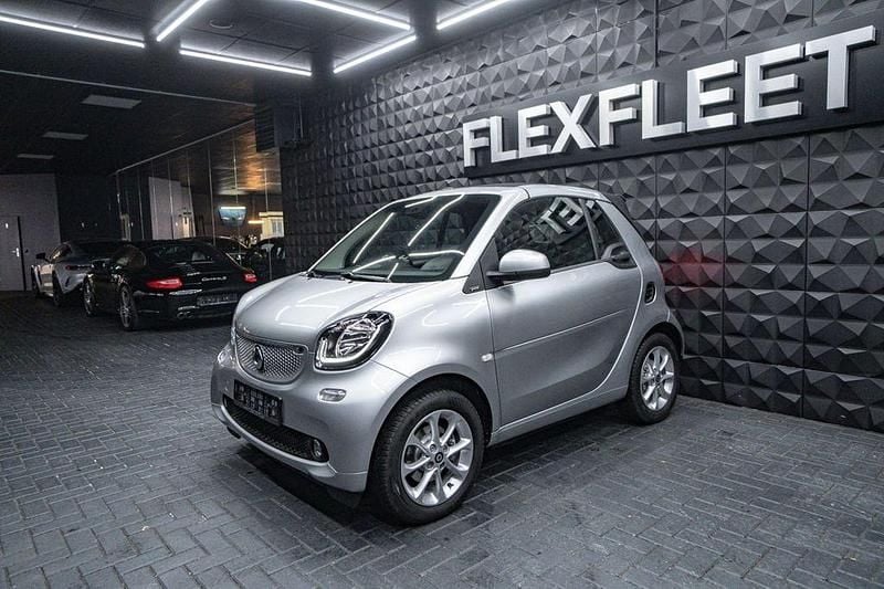 Gebraucht Smart ForTwo Cabrio Passion 90 PS (66 kW) 2019 Silber Cabrio