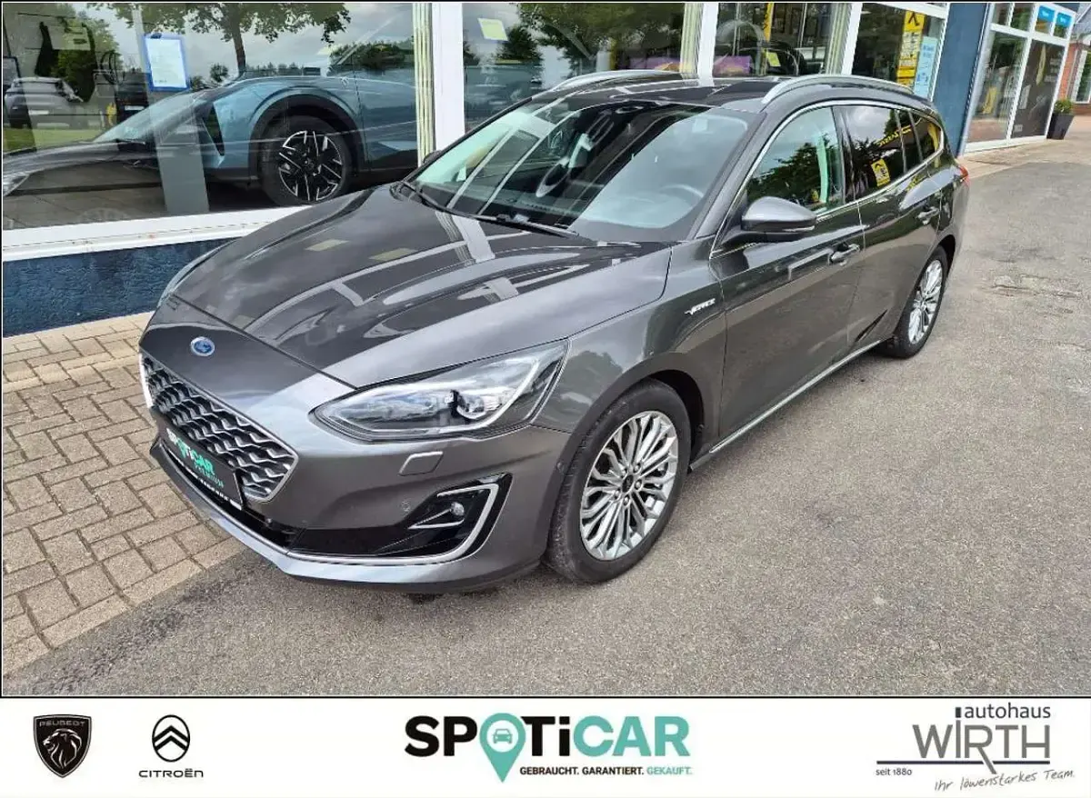 Używany Ford Focus Vignale 182 KM (133 kW) 2019 Sedan/Limuzyna