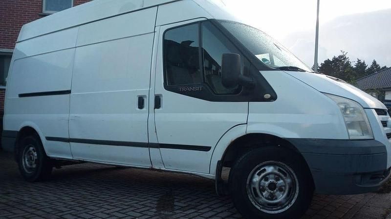 Weiß Gebraucht 2010 Ford Transit Limousine | 5.699 € (Fairer Preis) - Bild 1/4