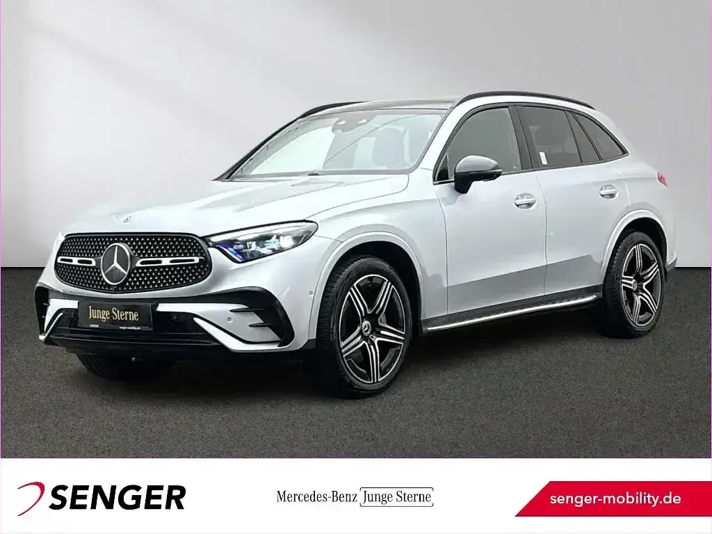 Gebraucht Mercedes GLC300 AMG 269 PS (197 kW) 2025 SUV