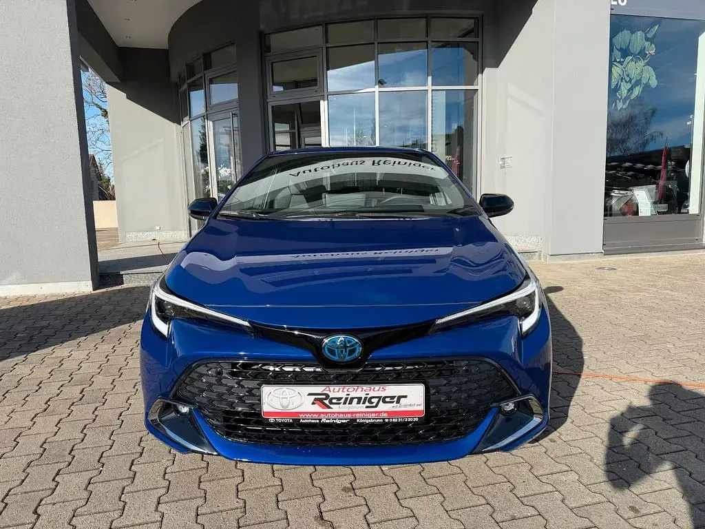 Neu Toyota Corolla 178 PS (130 kW) 2026 Blau metallic Limousine