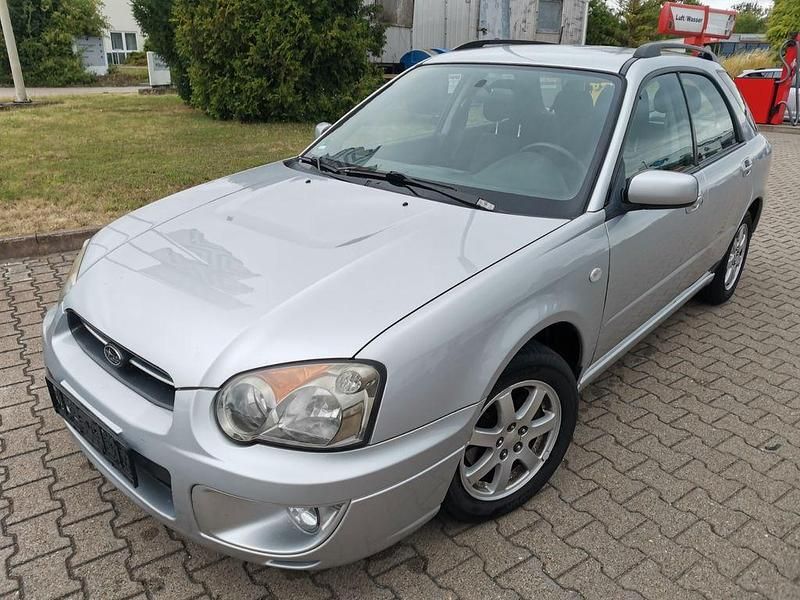 Silber Gebraucht 2003 Subaru Impreza Limousine | 1.490 € (Superpreis) - Bild 1/4