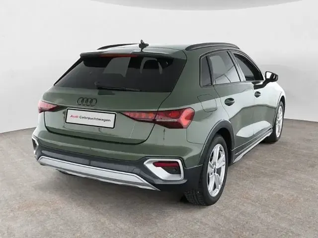 Gebraucht Audi A3 Sport 204 PS (150 kW) 2025 Grün Limousine
