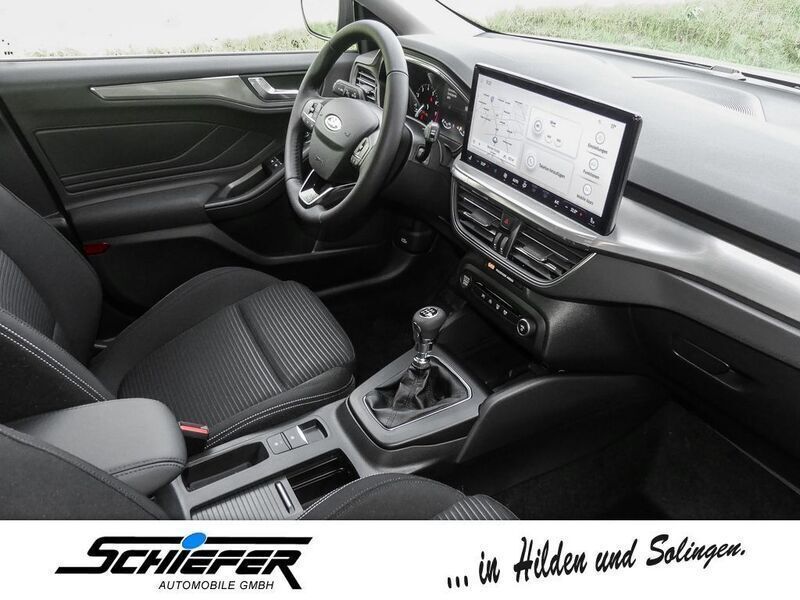 Gebraucht Ford Focus Titanium 125 PS (91 kW) 2022 Magnetic grau metallic Limousine